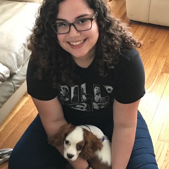 Meet your Posher, Danielle - Picture 5 of 5